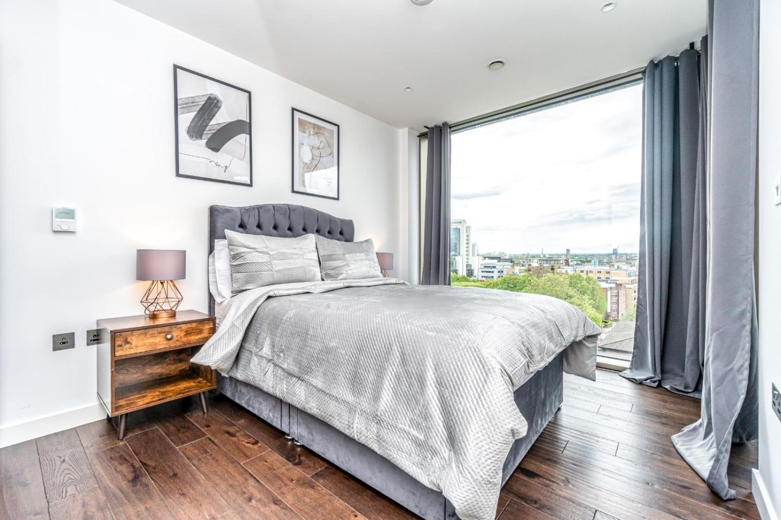 Luxury 2 Bedroom Apartment In Tower Hill London Bagian luar foto