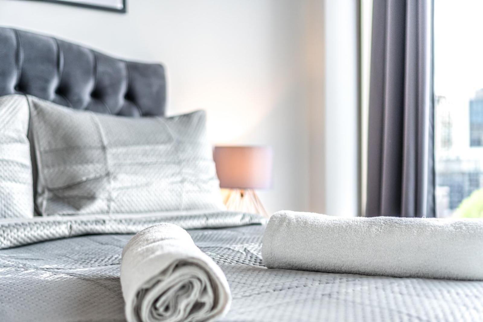 Luxury 2 Bedroom Apartment In Tower Hill London Bagian luar foto